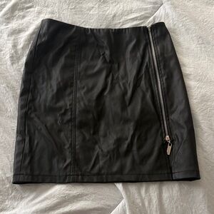 Guess Black Mini Skirt with Zipper Accent